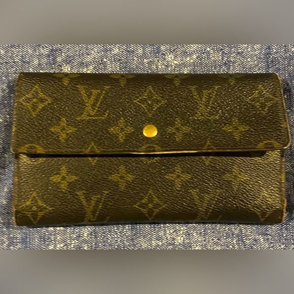 ✨ Authentic Louis Vuitton Monogram Long Wallet Good Preloved Condition ✨